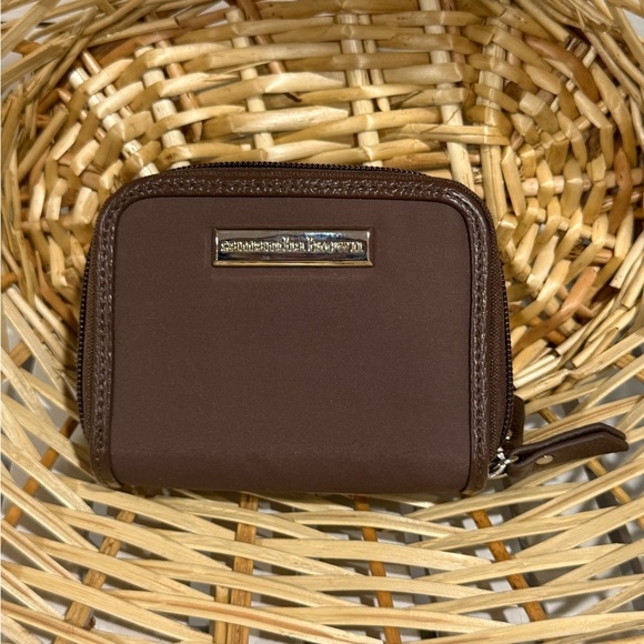 Samantha Brown Handbags - Chic Brown Zip Wallet